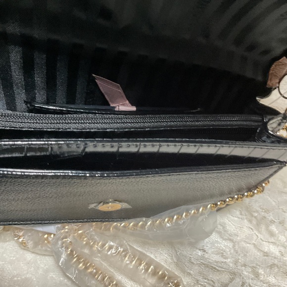 NWT VICTORIA’s SECRET BLACK & BROWN CROSSBODY - chain strap - Picture 4 of 9